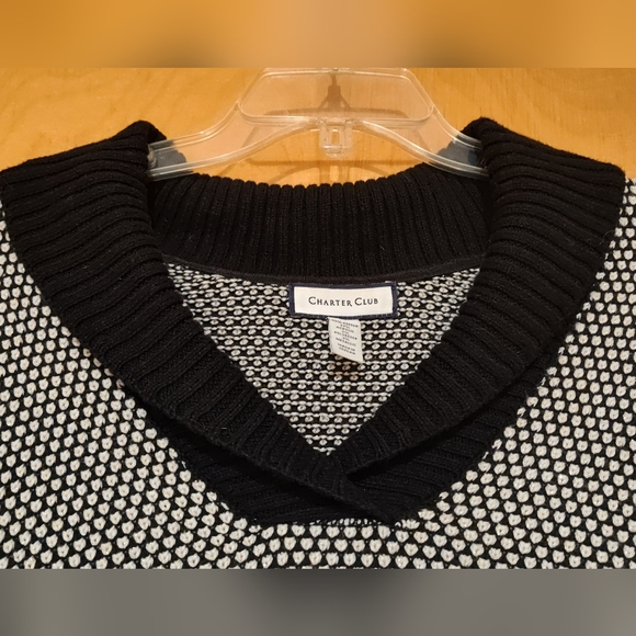 Charter Club black and white sweater with silver metallic threading - Picture 4 of 8